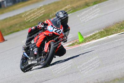 media/Apr-23-2022-Fastrack Riders (Sat) [[cb2d6ae73d]]/LEVEL 4/1PM TURN 6 OUTSIDE/